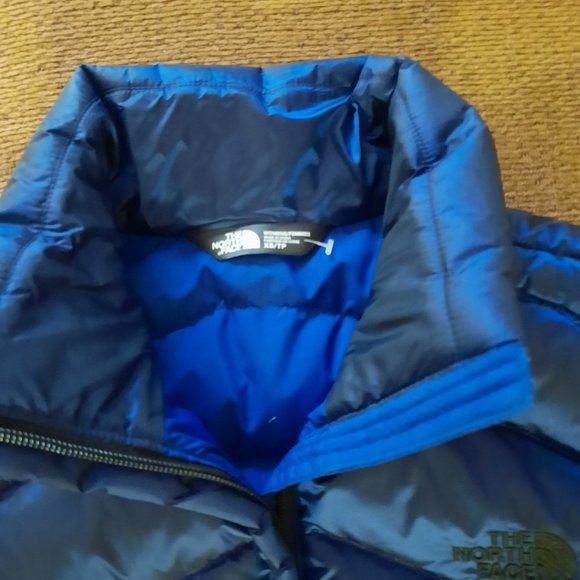 XS The North Face VEST zip front  LIKE NEW - Picture 2 of 5